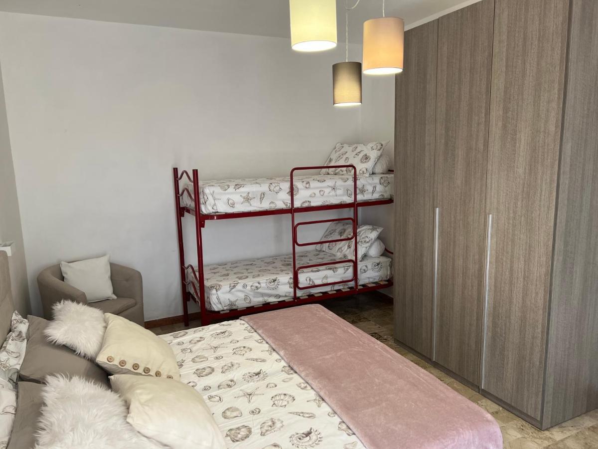 Residence Alba D'Oro Solo Famiglie ลิโดดิเยโซโล ภายนอก รูปภาพ